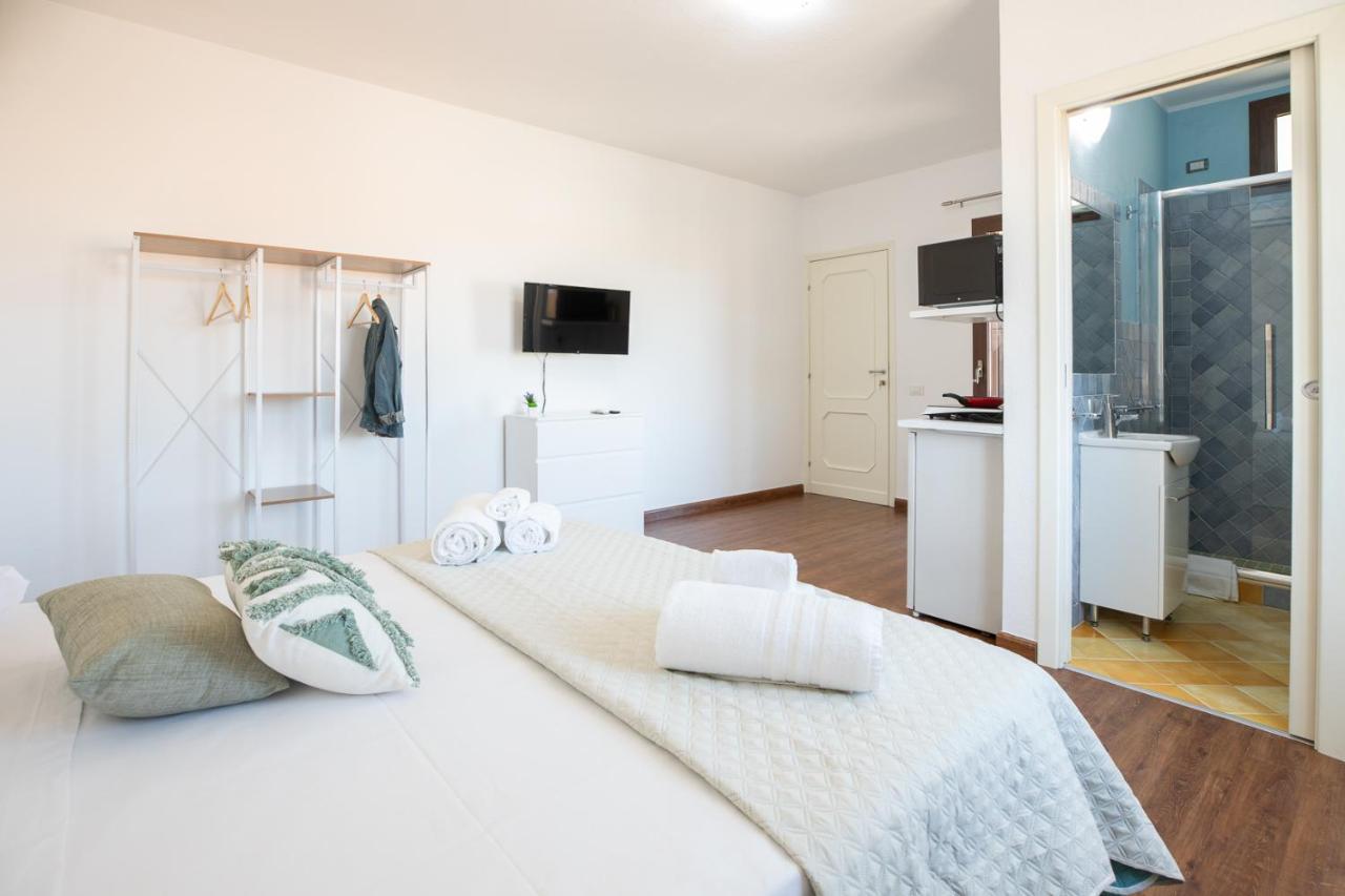La Magnolia Rooms Olbia Kültér fotó